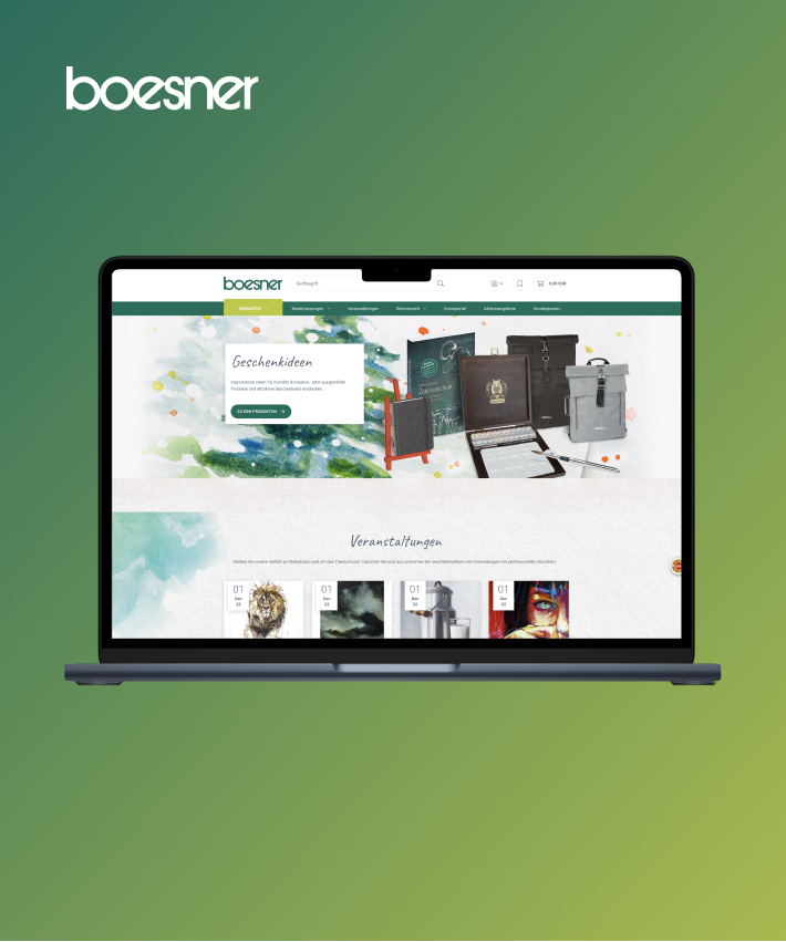 Letztes Projekt von Boesner. Ein Laptop auf dem die Boesner Website geöffnet ist, auf grünem Hintergrund.
