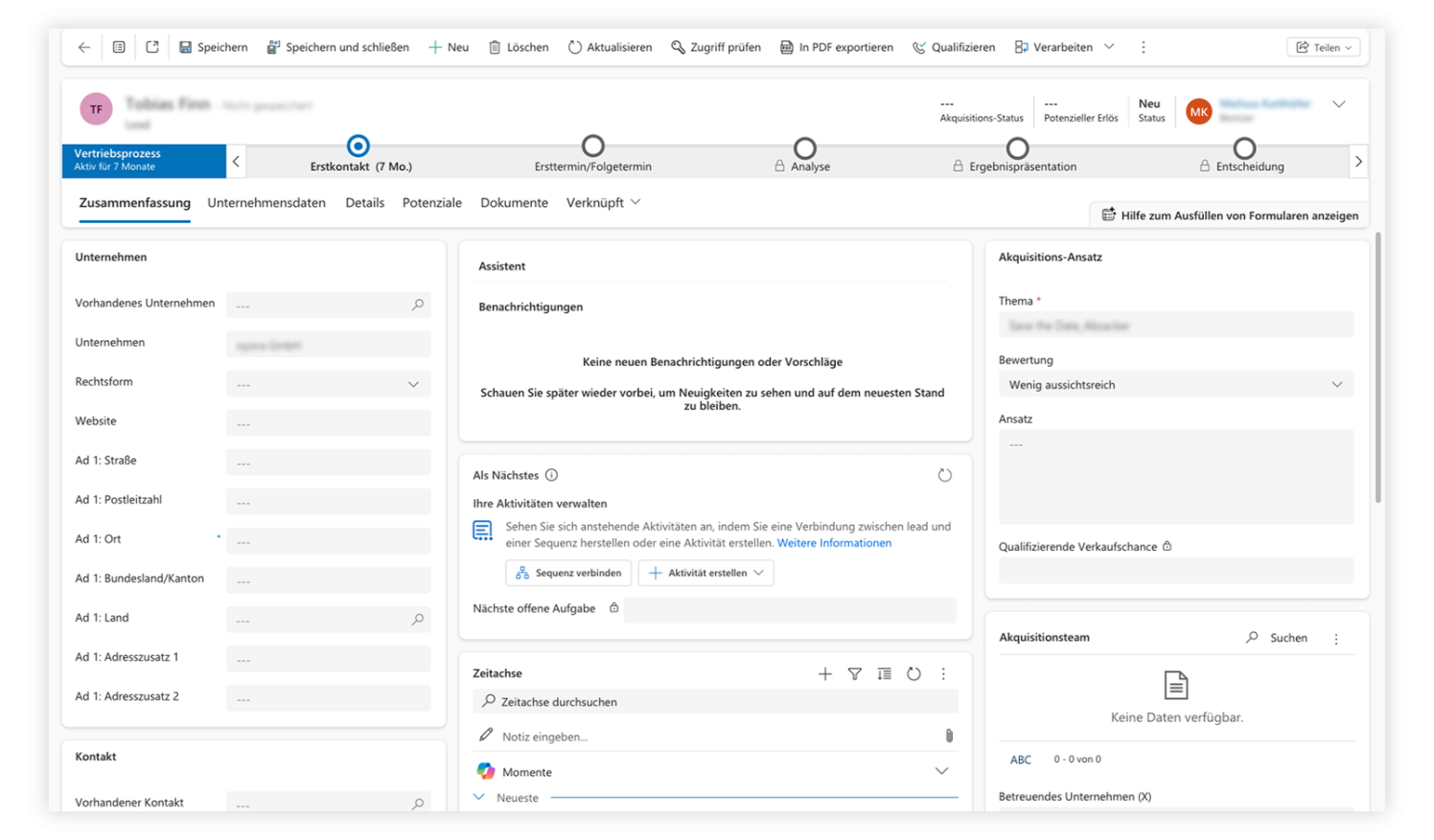 Vertriebsoberfläche in Microsoft Dynamics mit verschiedenen Phasen der Lead-Qualifizierung vom Erstkontakt bis zur Entscheidung.