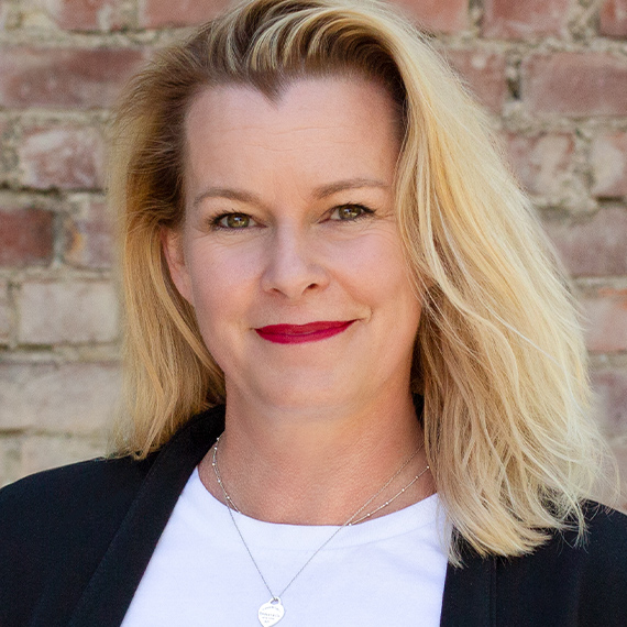 Jasmin Schmid - Teamlead und Project Manager - SUNZINET