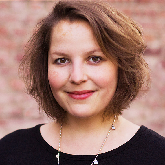 Linnea Erlich - Creative Consultant & Senior UX Designer - SUNZINET
