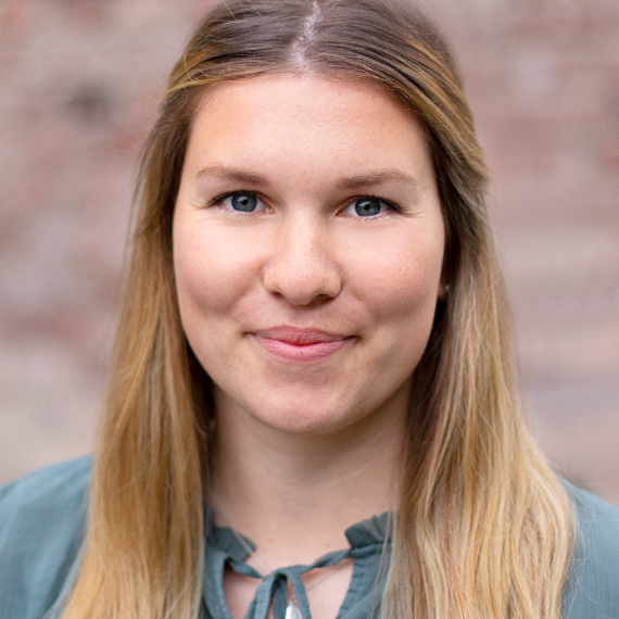 Pia Bröcher - Project Manger - SUNZINET