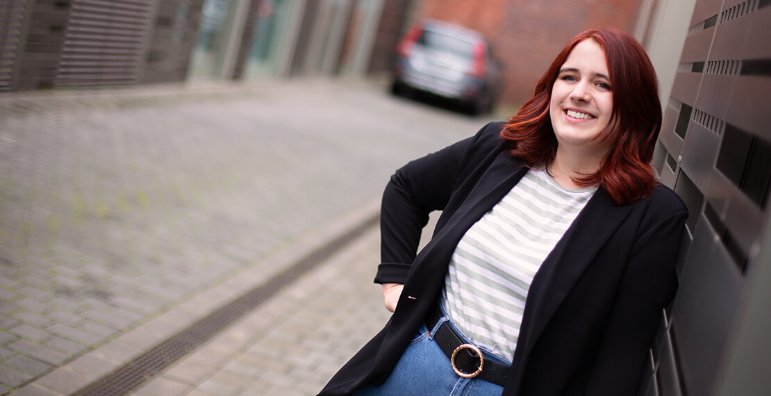 Stefanie Sehler - Auszubildende Kauffrau im E-Commerce - SUNZINET