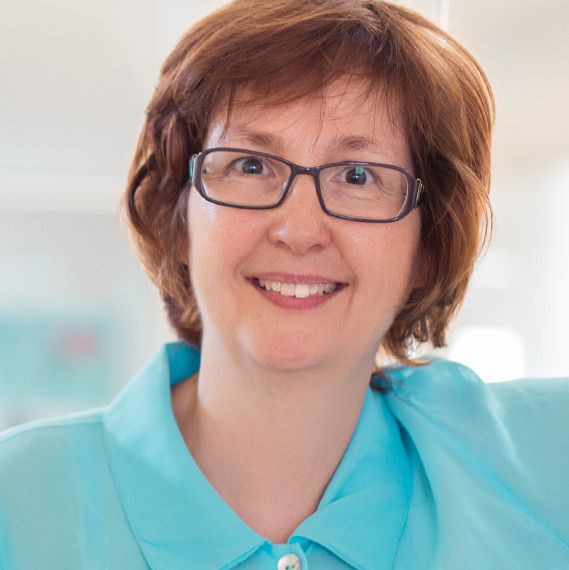 Angelika Kuehne - ext. Buchhalterin - SUNZINET