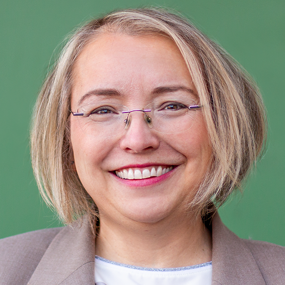 Agnes-Geiger-570x570