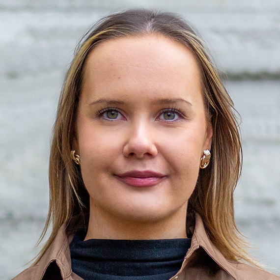 Benita_Daniel-570x570