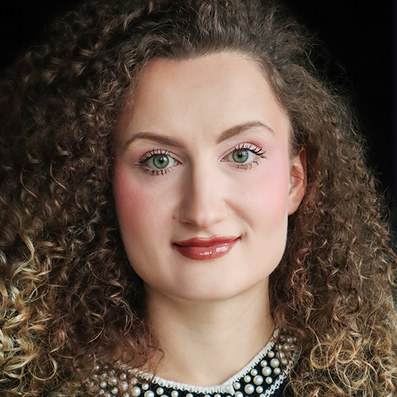Dariia Kuchynska Digital Marketing SUNZINET
