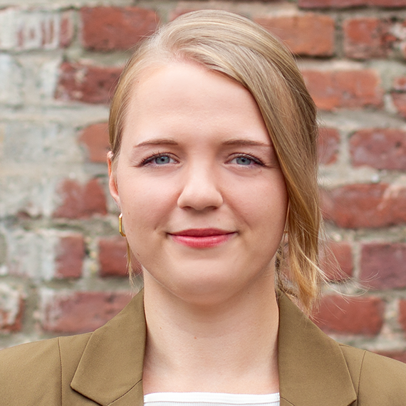 Sara_Offenhammer-570x570