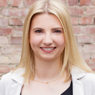 Sonja Caprasse - Digital Marketing Manager - SUNZINET